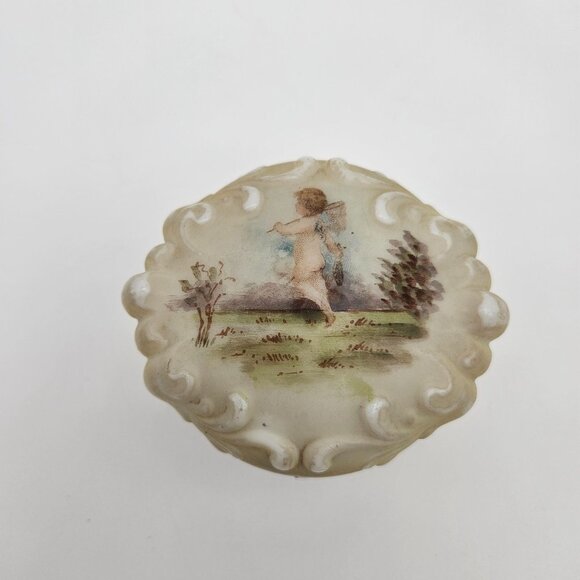 Antique Wave Crest Vanity Trinket Box Painted Cherub Carrying Fish Net Scene - Picture 2 of 13